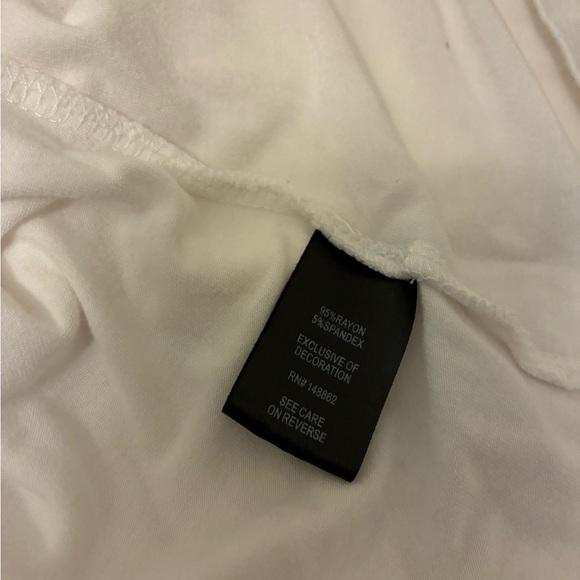 ❤️$15 BUNDLE SALE Torrid white tee - Picture 5 of 5